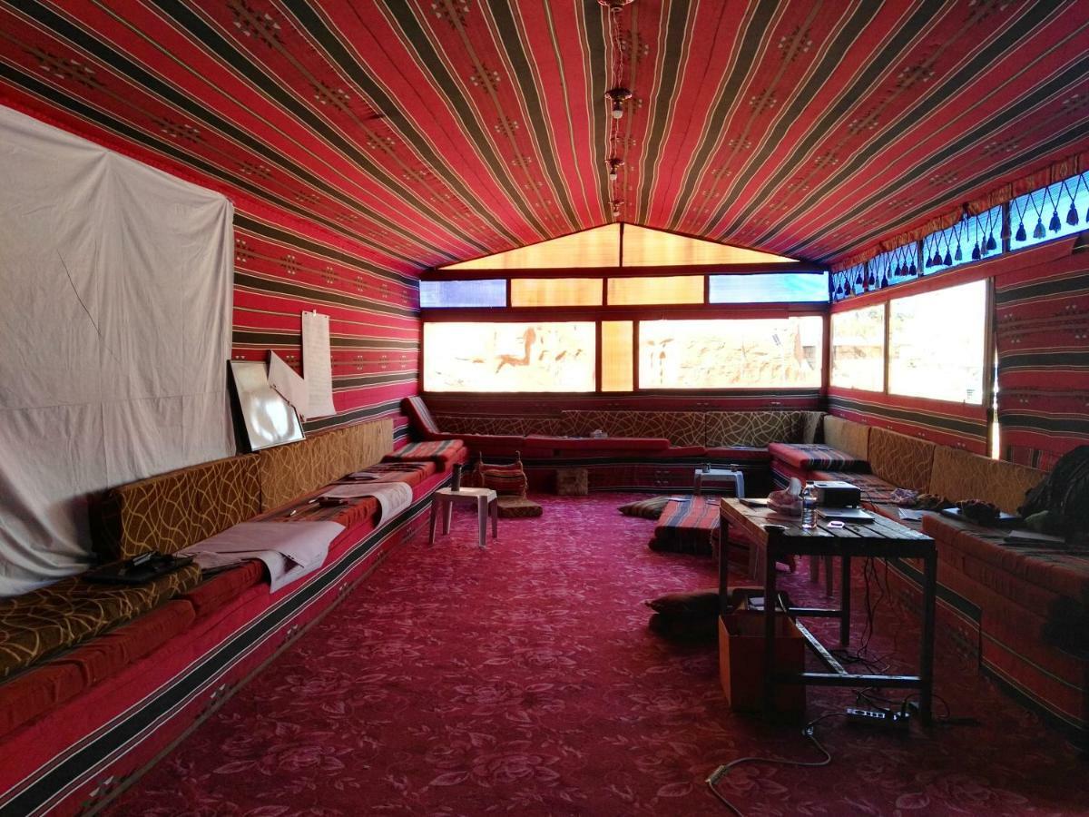 Rainbow Camp 호텔 와디럼 외부 사진
